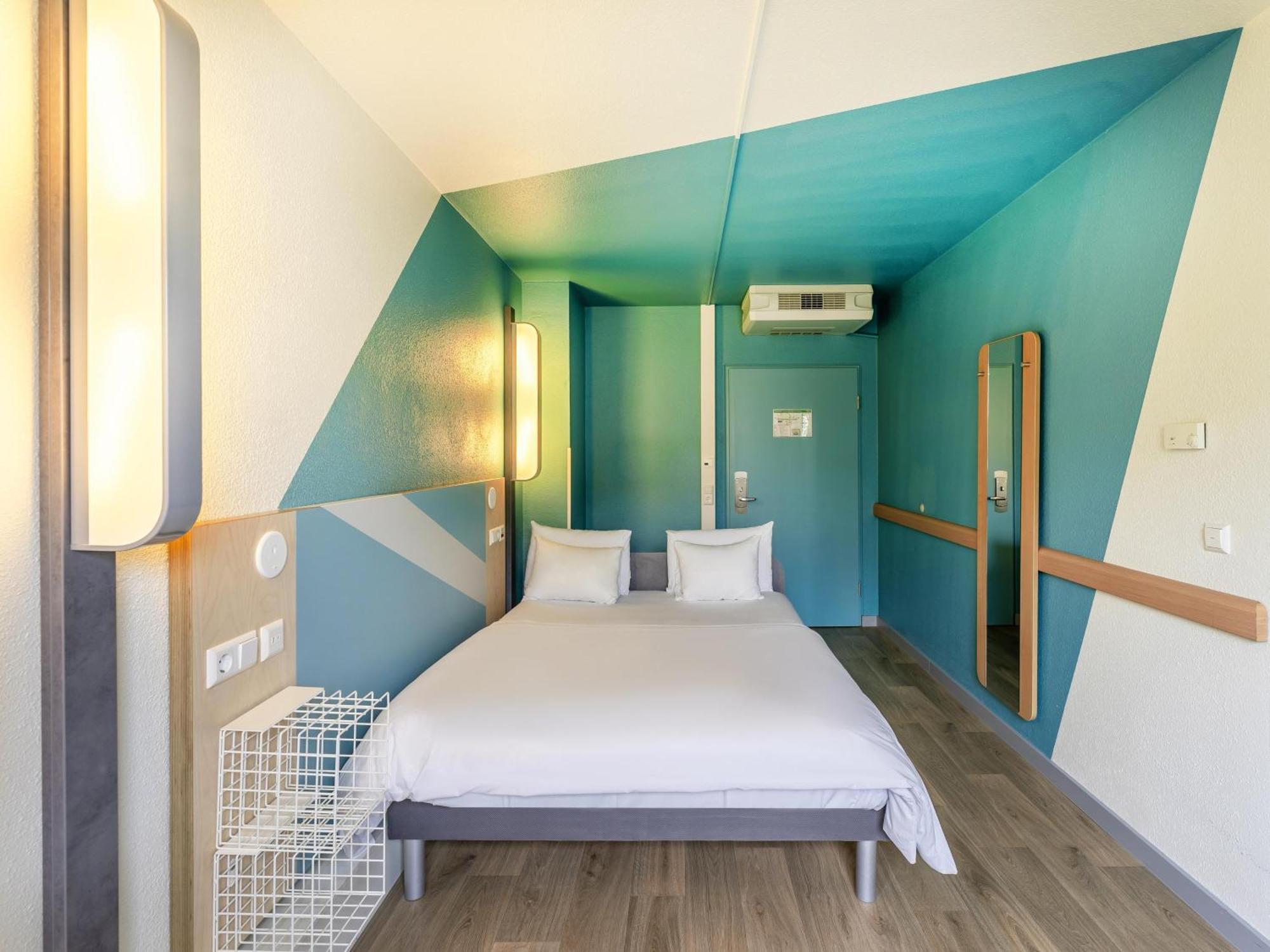 B&B Hotel Koeln-Porz Екстер'єр фото