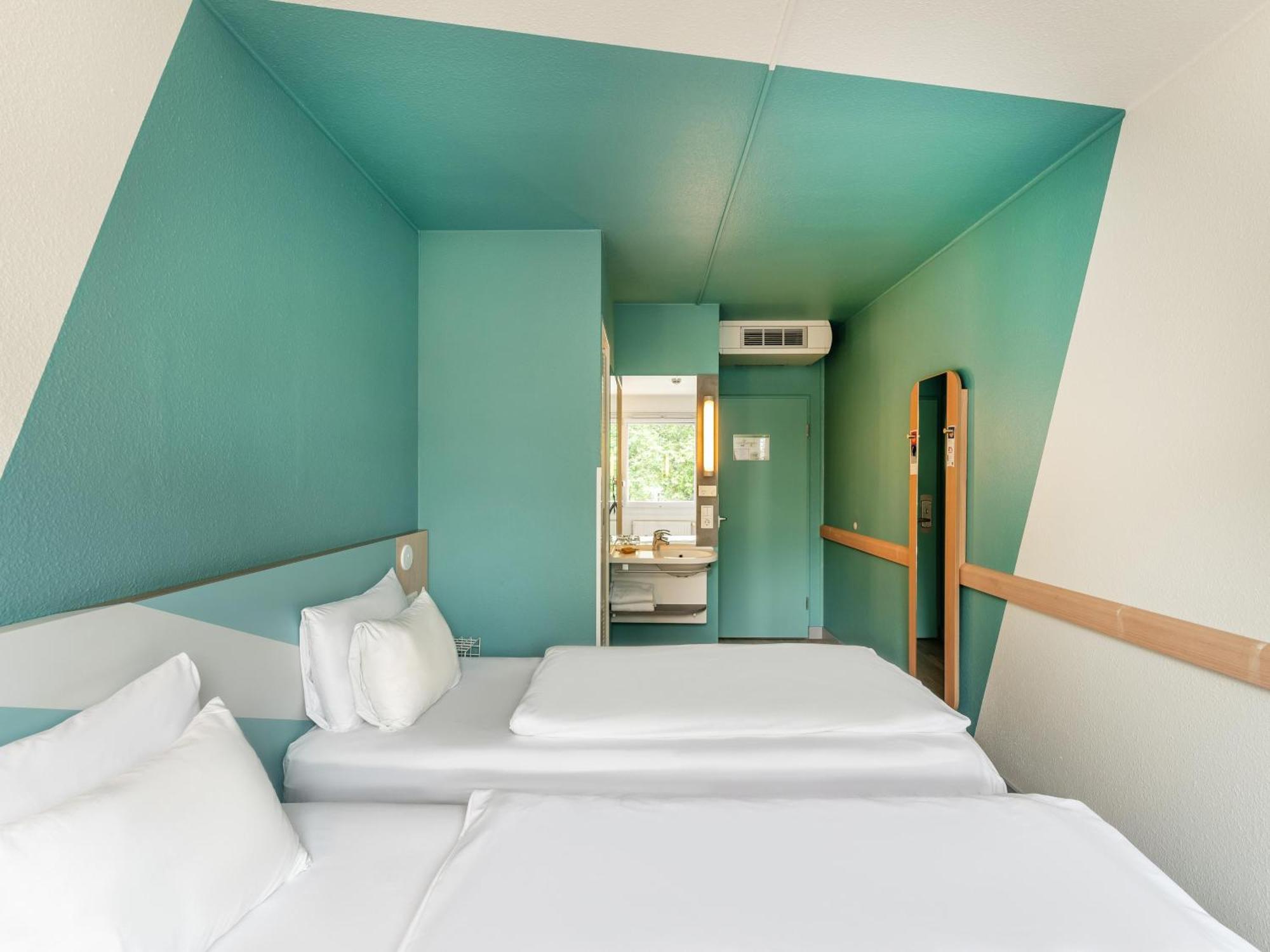 B&B Hotel Koeln-Porz Екстер'єр фото
