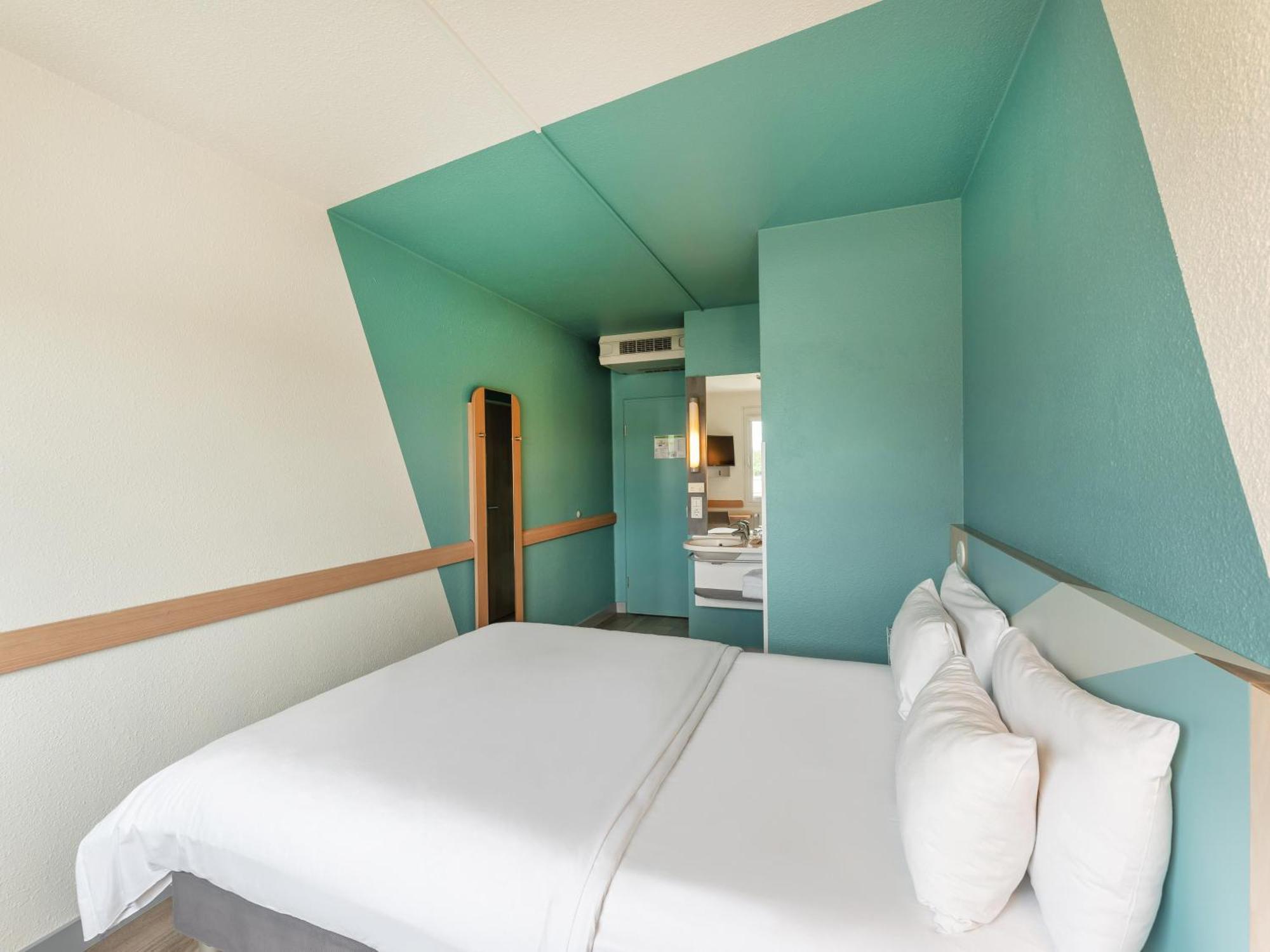 B&B Hotel Koeln-Porz Екстер'єр фото